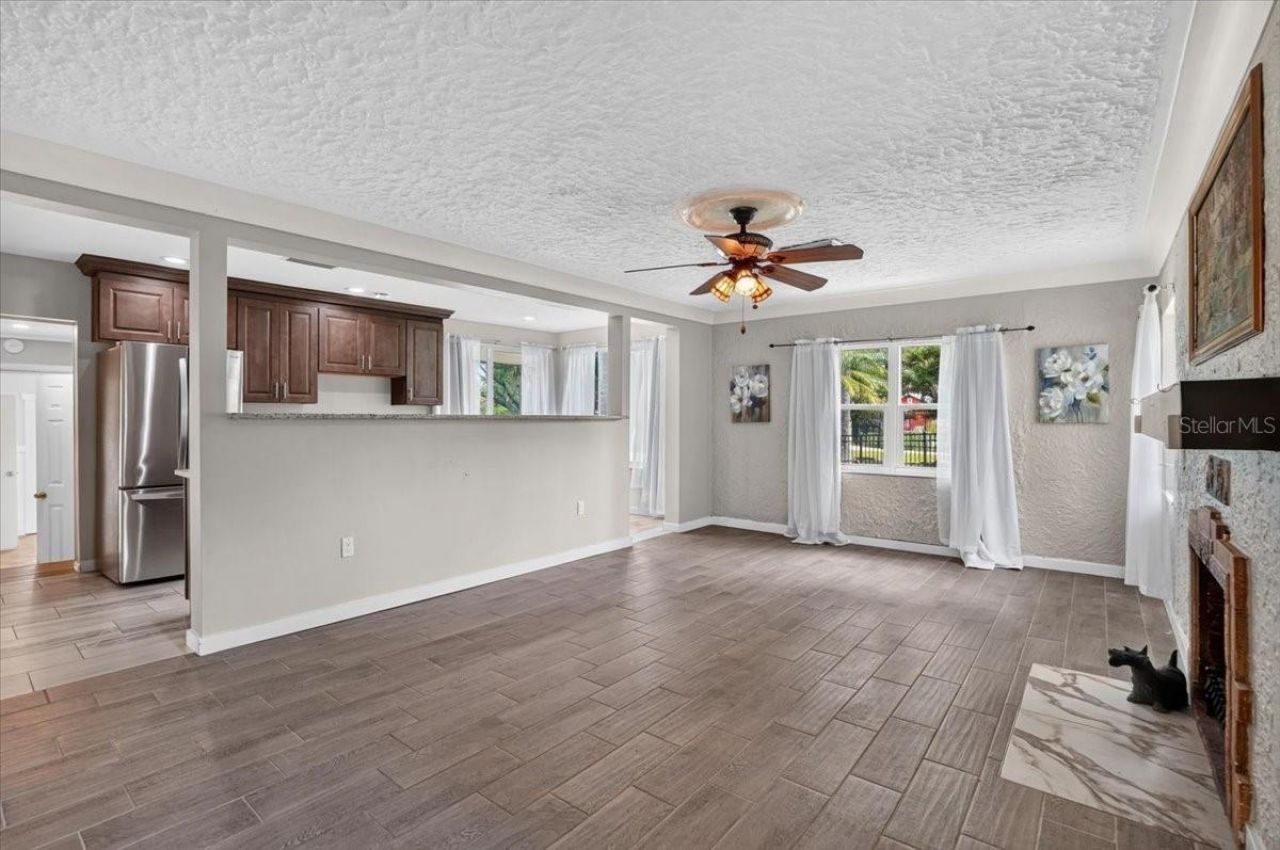 1830 9th Avenue W, Bradenton, FL 34205 Photo