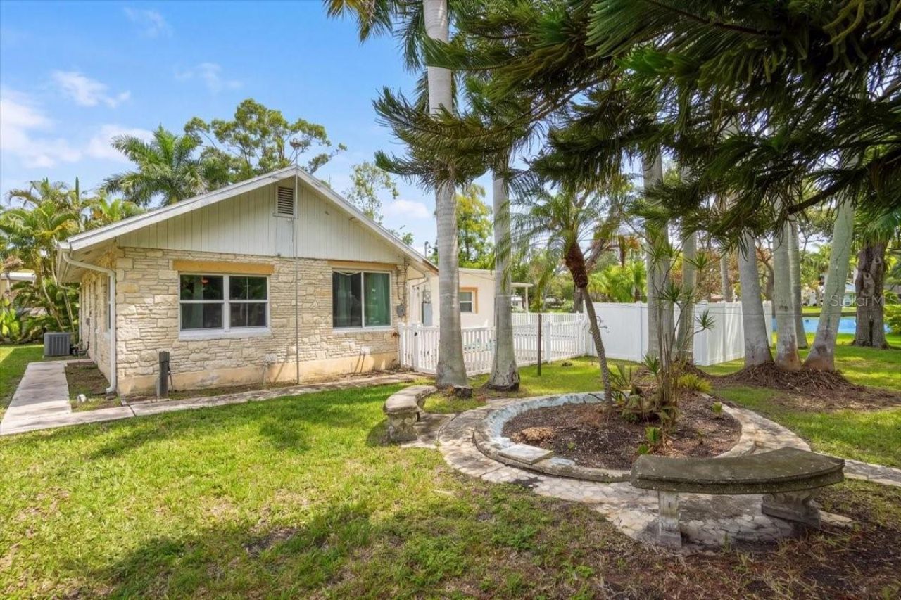 1830 9th Avenue W, Bradenton, FL 34205 Photo