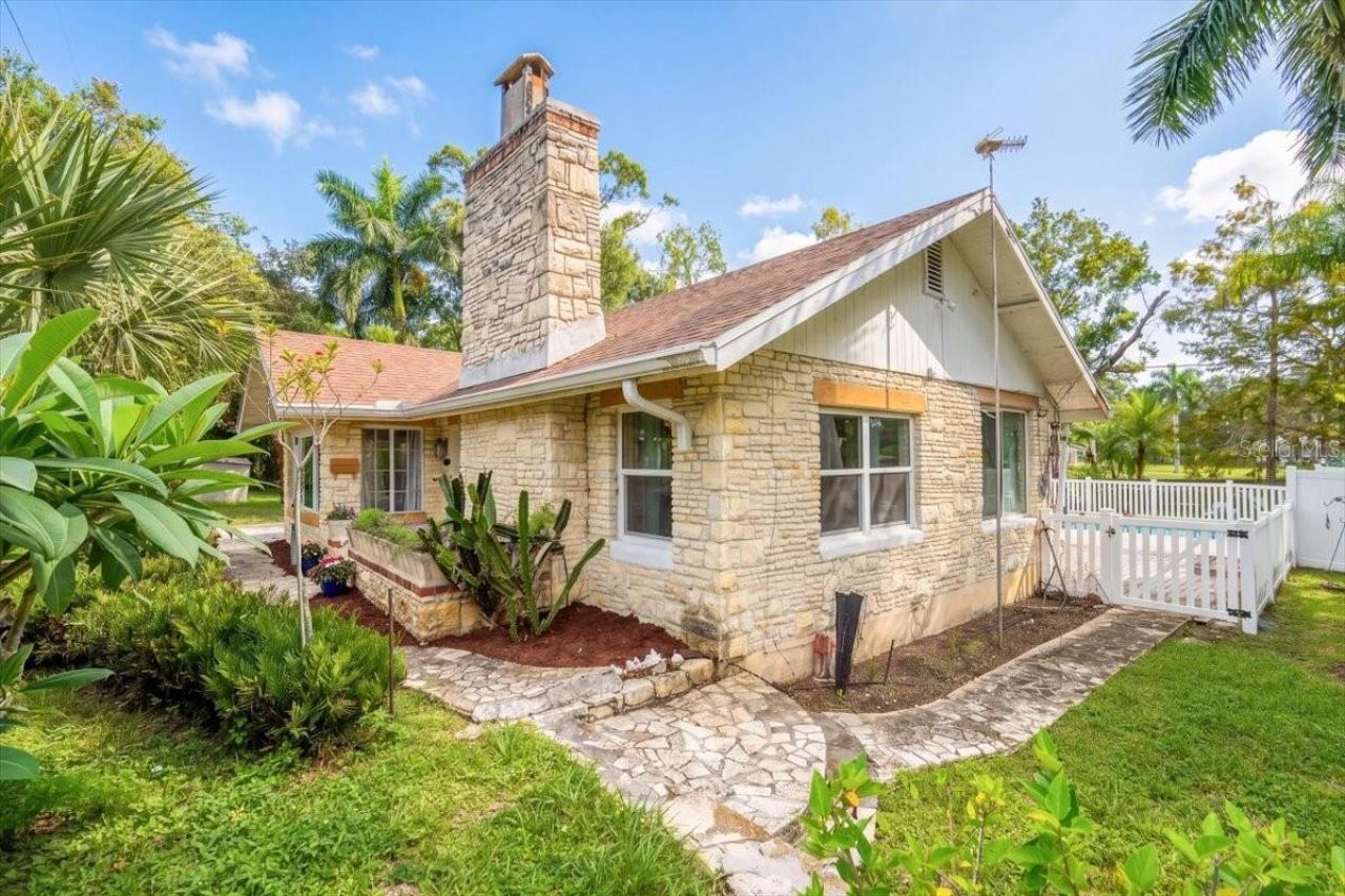1830 9th Avenue W, Bradenton, FL 34205 Photo