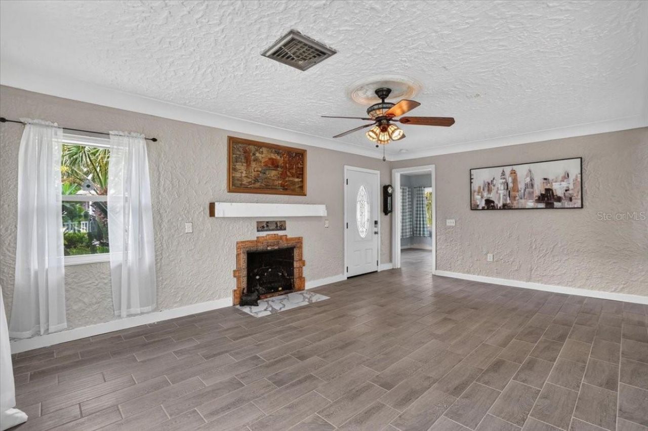 1830 9th Avenue W, Bradenton, FL 34205 Photo