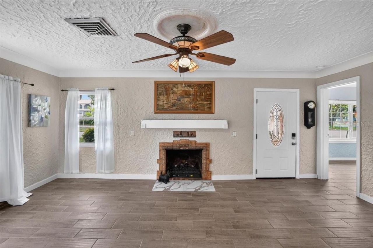 1830 9th Avenue W, Bradenton, FL 34205 Photo