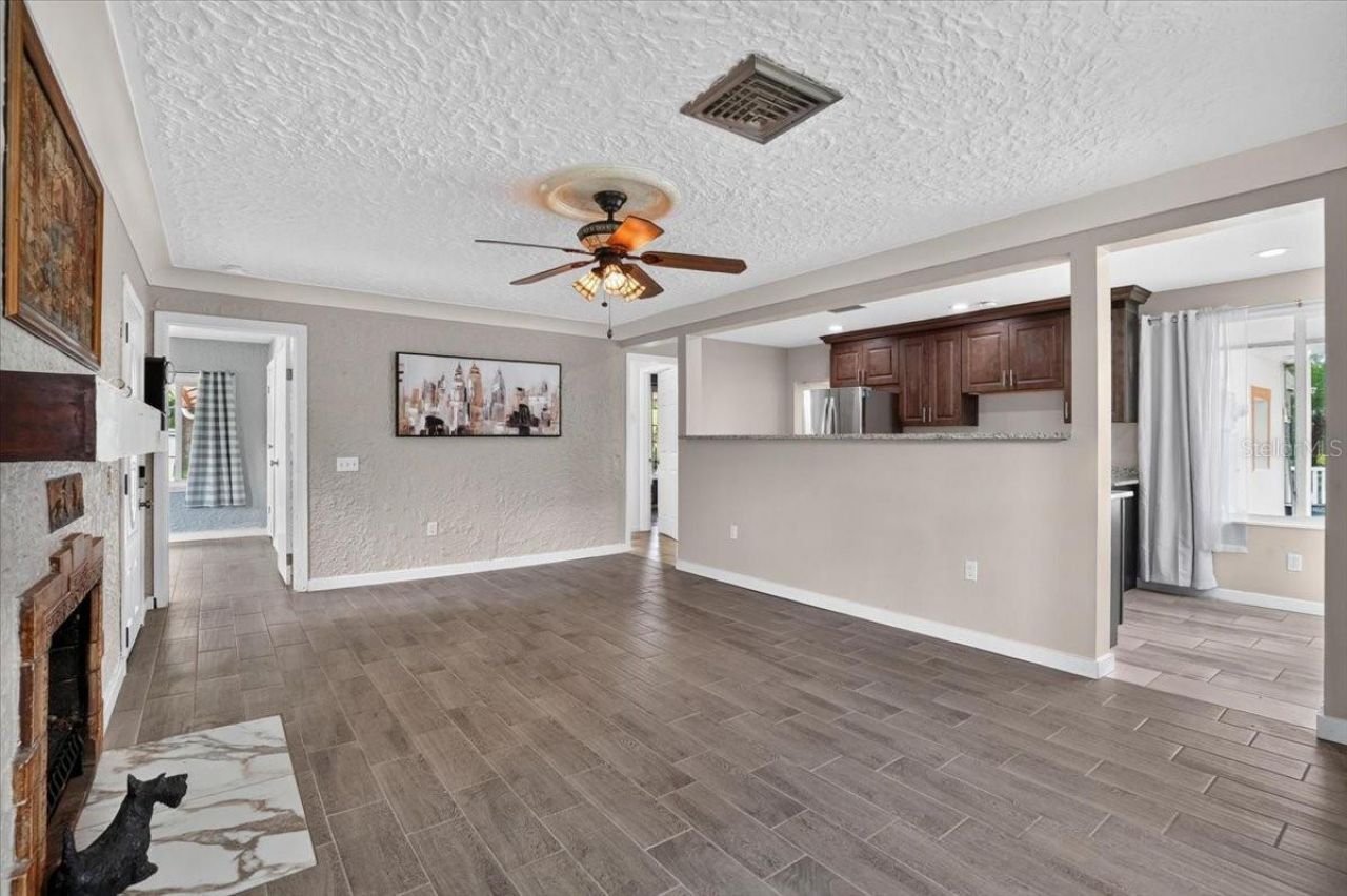1830 9th Avenue W, Bradenton, FL 34205 Photo
