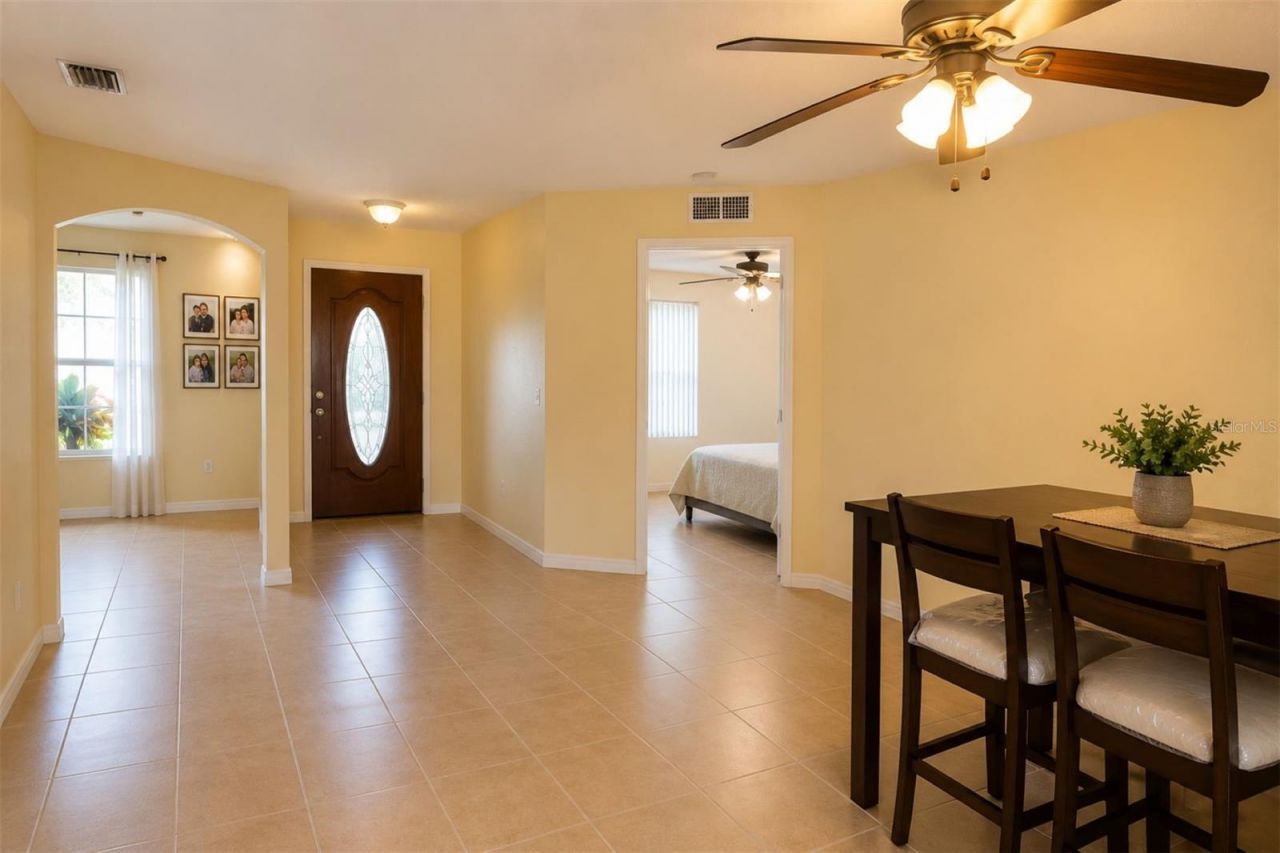 1120 11th Avenue S, Saint Petersburg, FL 33705 Photo