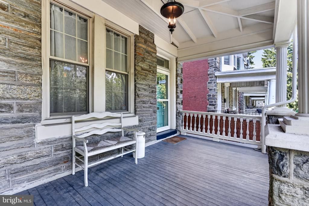 221 E Mount Pleasant Avenue, Philadelphia, PA 19119 Main Photo