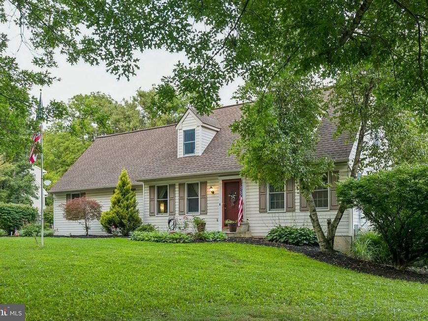 230 Dove Drive, Honey Brook, PA 19344 Main Photo