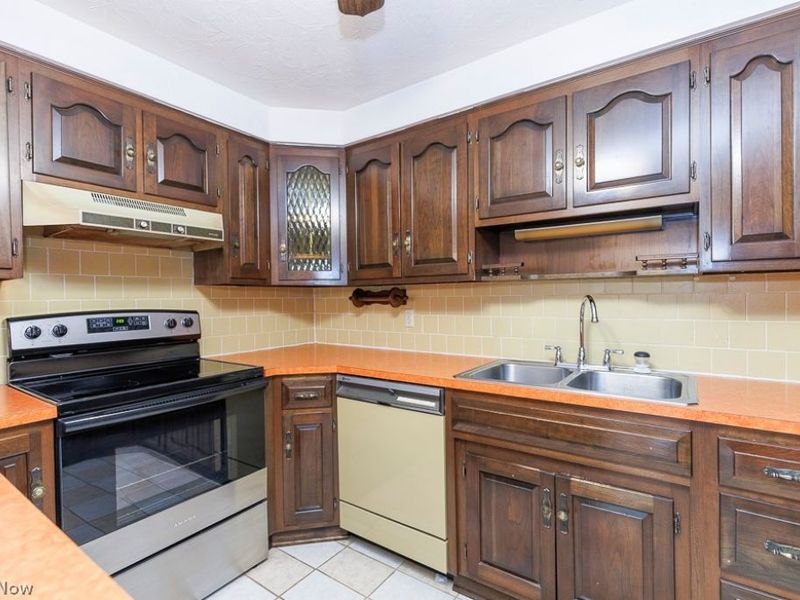 43254 Dellefield Road, Elyria, OH 44035 Photo 11