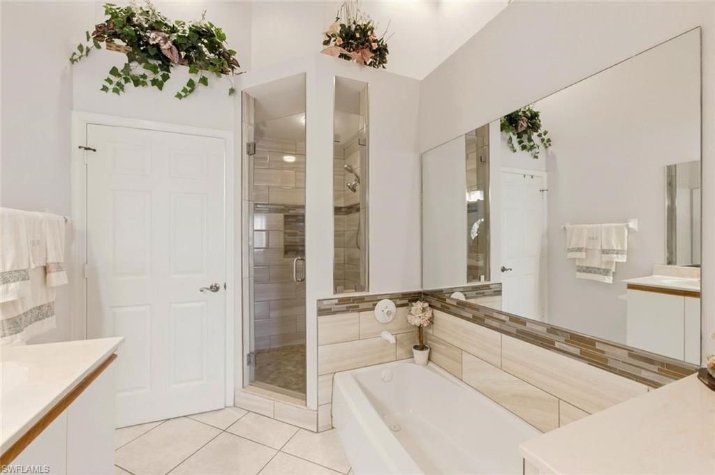 1645 Windy Pines Dr, Unit 2306, Naples, FL 34112 Photo
