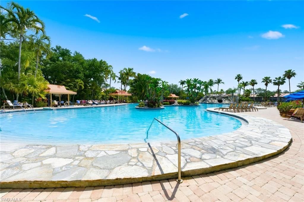 1645 Windy Pines Dr, Unit 2306, Naples, FL 34112 Photo