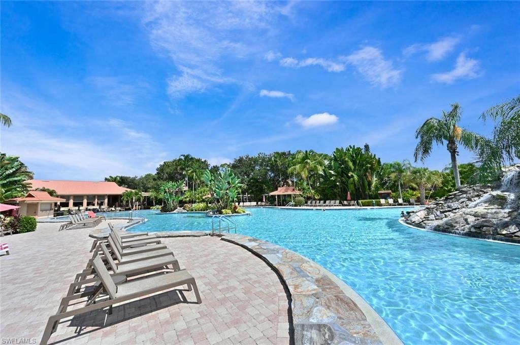 1645 Windy Pines Dr, Unit 2306, Naples, FL 34112 Photo