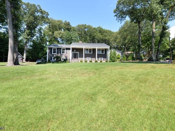 769 Hickory Hill Rd, Wyckoff, NJ 07481