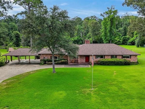 2061 Pepper Ridge Drive , Shreveport, LA 71115