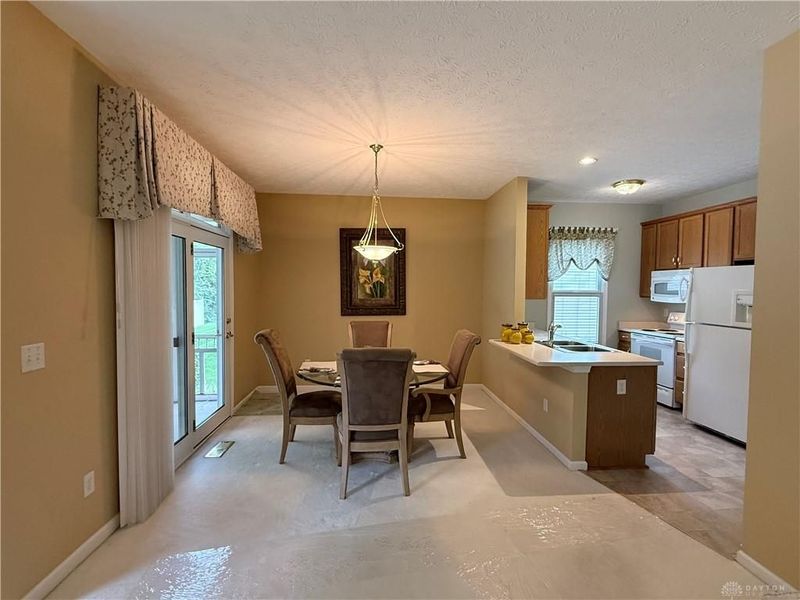7468 New York Way, Butler Township, OH 45414 Photo 15
