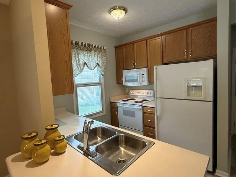 7468 New York Way, Butler Township, OH 45414 Photo 19