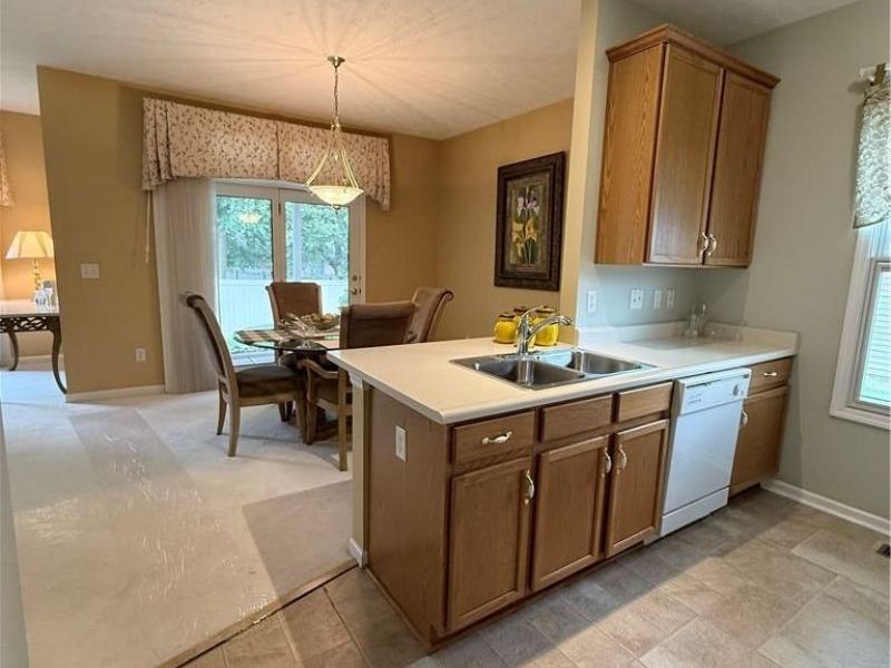 7468 New York Way, Butler Township, OH 45414 Photo 25