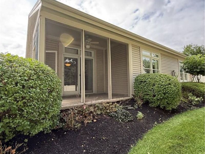 7468 New York Way, Butler Township, OH 45414 Photo 8