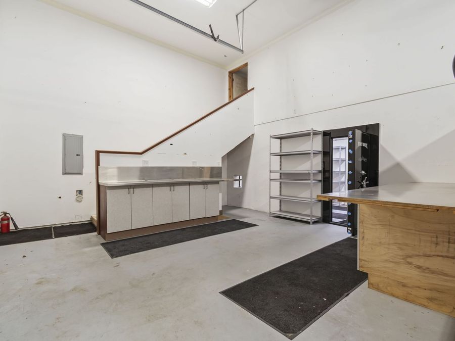 Property Image 80