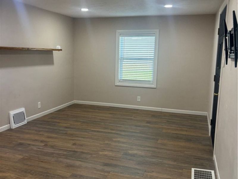 2223 22nd Street NE, Canton, OH 44705 Photo 3