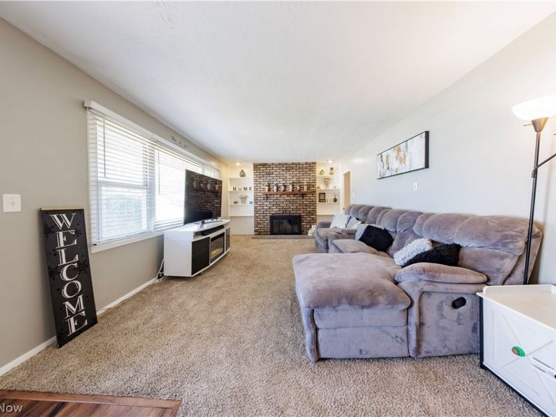 395 Pattie Drive, Berea, OH 44017 Photo 4