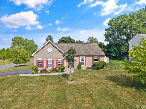118 Horizon Drive , Chittenango, NY 13037