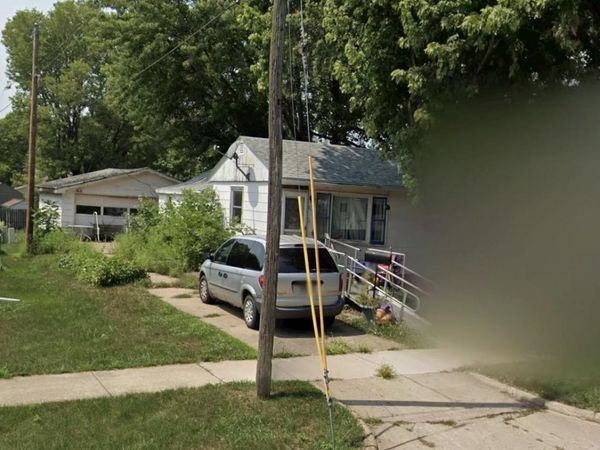 813 N kimball St, Canton, SD 57013