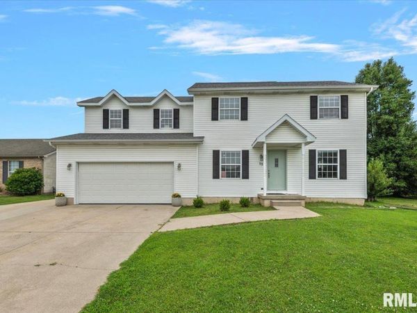 13 BITTERSWEET Ridge, Chatham, IL 62629