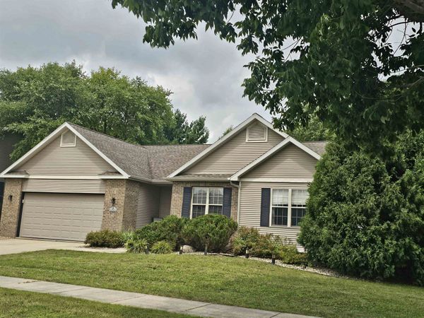 916 Forest View Drive, Verona, WI 53593