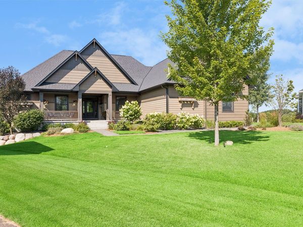 607 Heritage Place, Stillwater, MN 55082