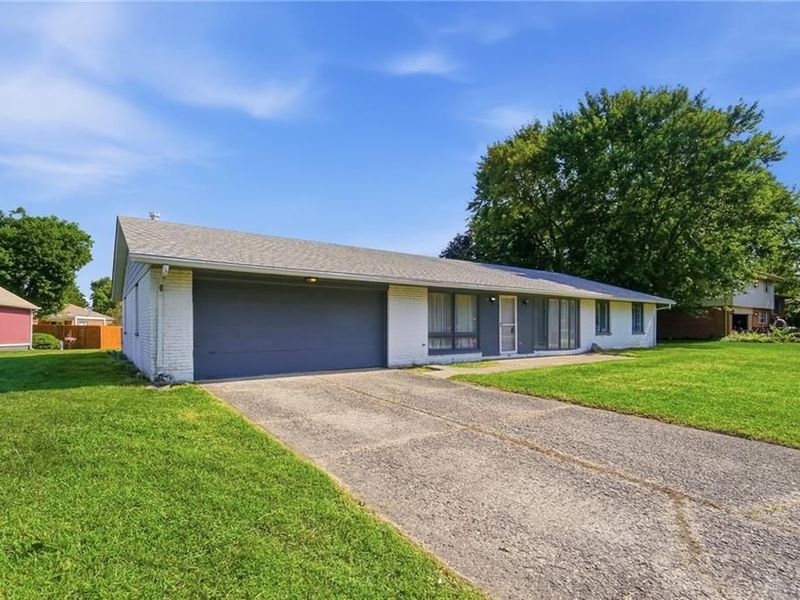 2043 Carriage Hall Court, Miami Township, OH 45459 Photo 3