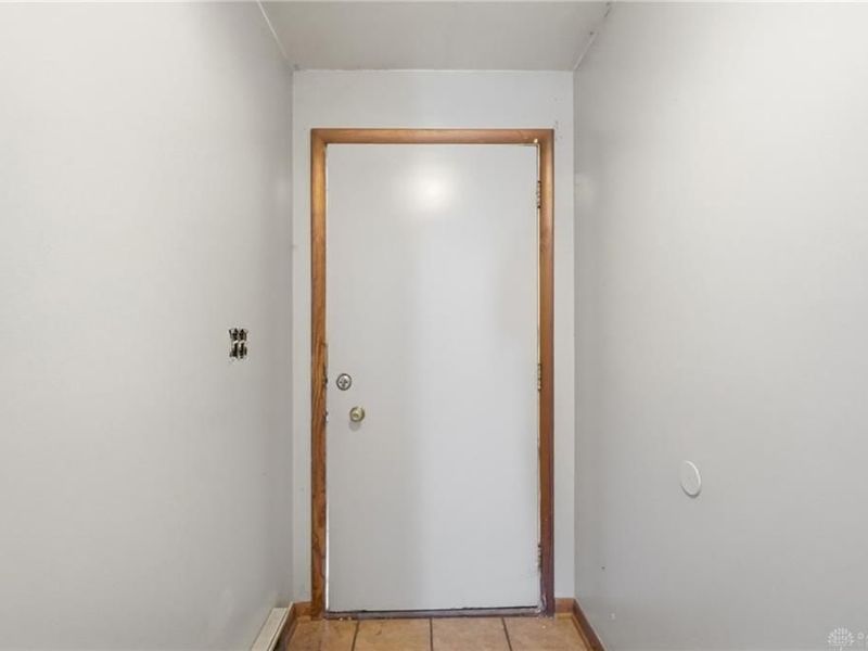 2043 Carriage Hall Court, Miami Township, OH 45459 Photo 8