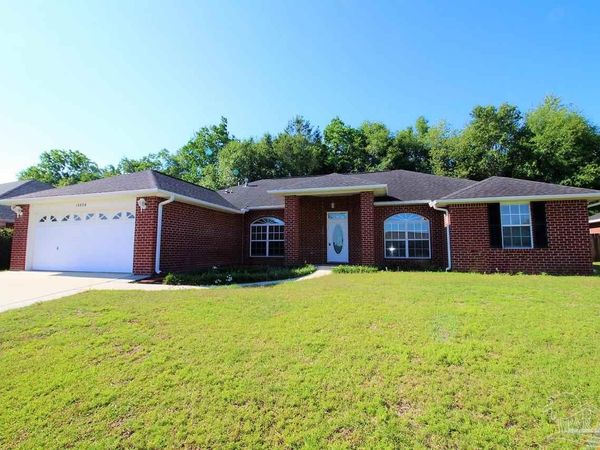 10878 Country Ostrich Dr, Pensacola, FL 32534