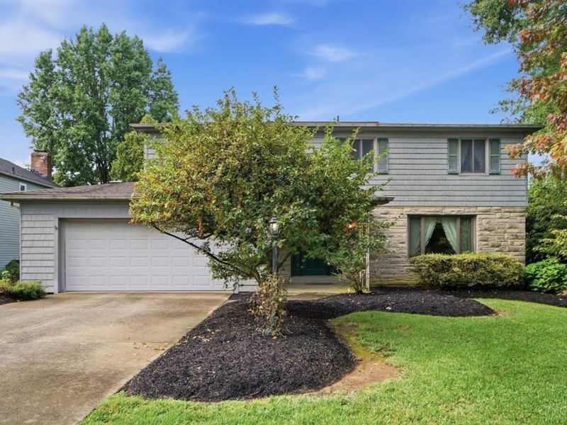 8017 Eastdale Drive, Anderson Twp, OH 45255 Photo 3