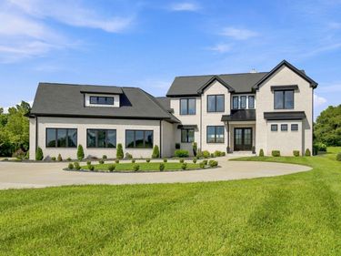 140 Cave Run Boulevard, Versailles, KY 40383