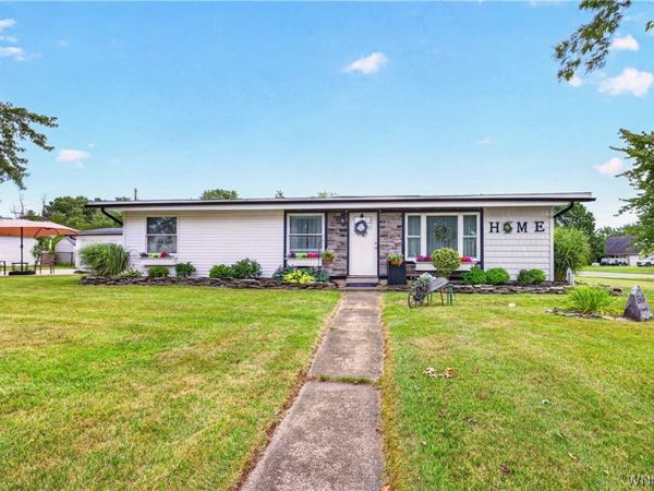 1563 Broadway, Grand Island, NY 14072