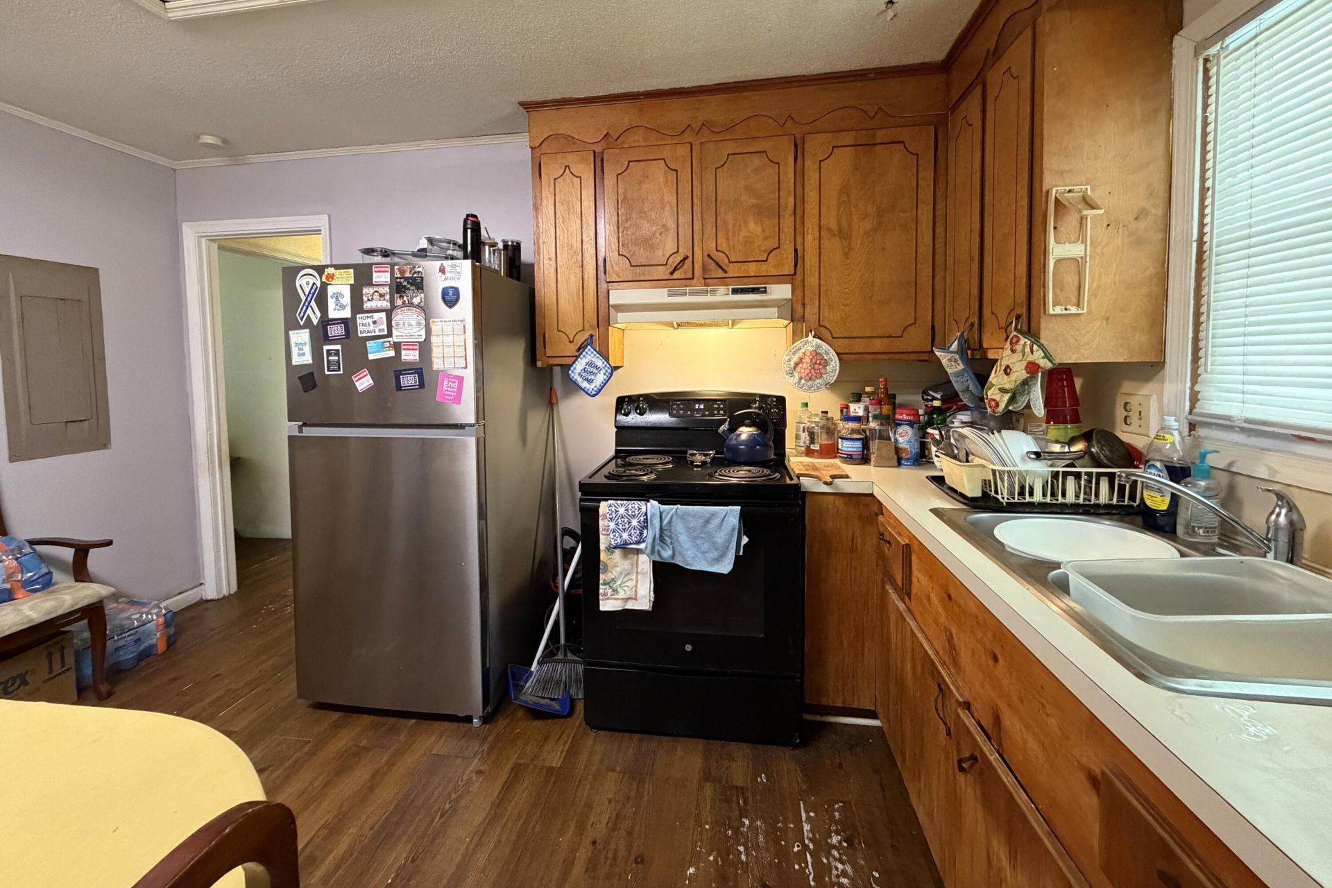 734 Deene Street Photo 15