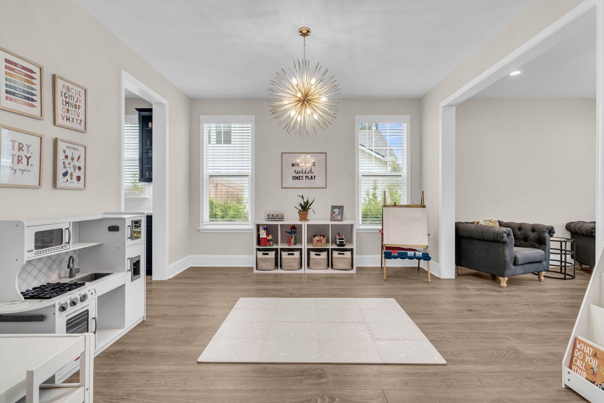 405 Henry Joseph Way Photo 11