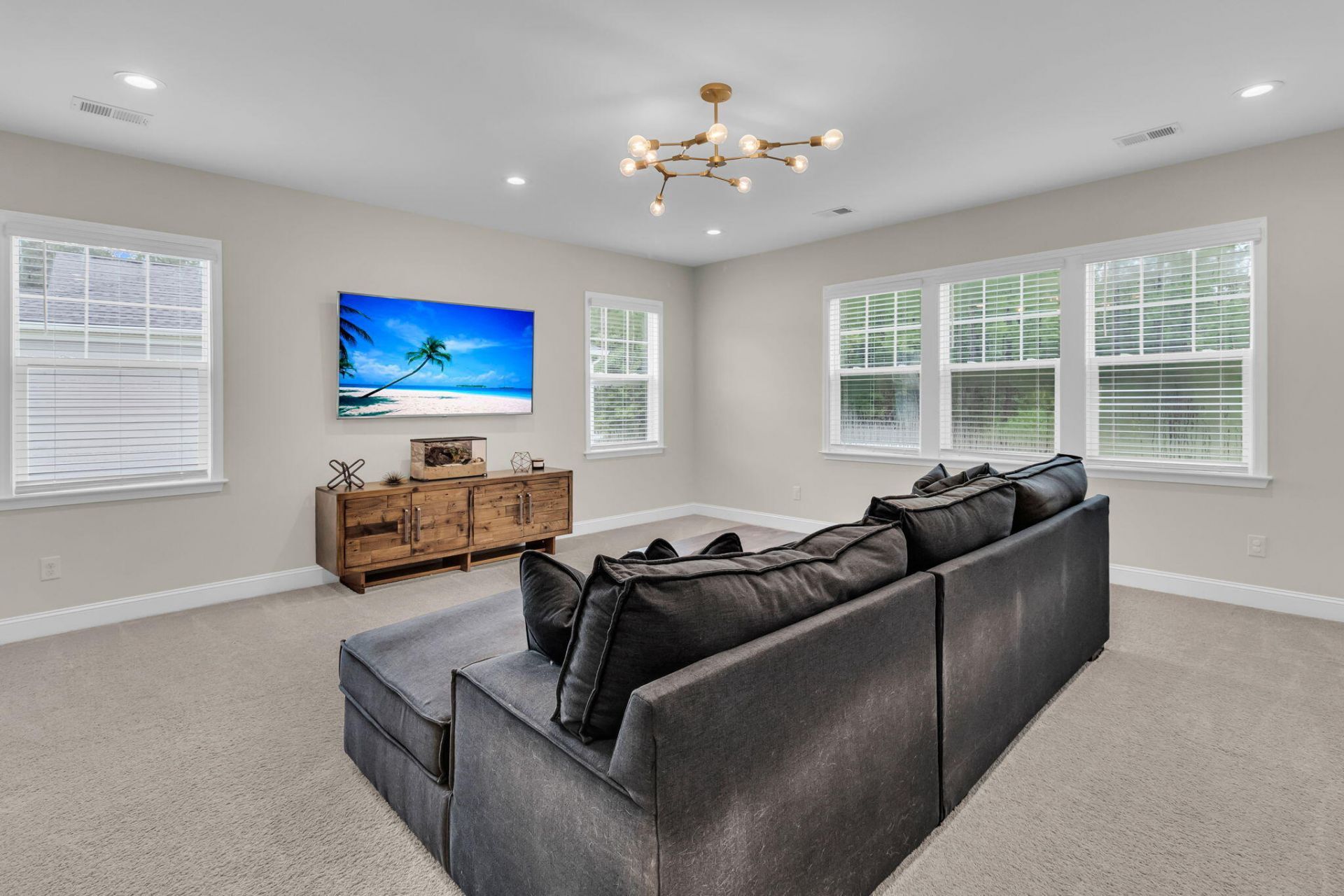 405 Henry Joseph Way Photo 36