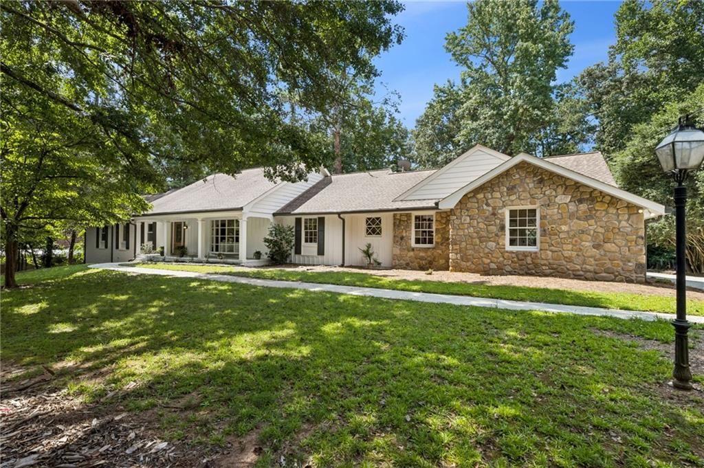 8115 Winged Foot Drive, Atlanta, GA 30350 Main Photo