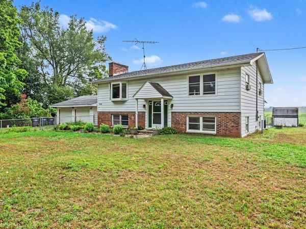 9260 N 45th Street, Augusta, MI 49012