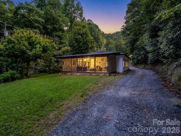 60 Owenby Cove Road , Fairview, NC 28730