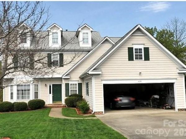 4106 Highcroft Lane , Charlotte, NC 28269