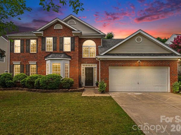 17224 Overstone Court, Charlotte, NC 28277