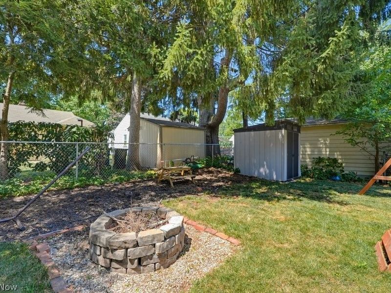 4526 W 228th Street , Fairview Park, OH 44126 Photo 21
