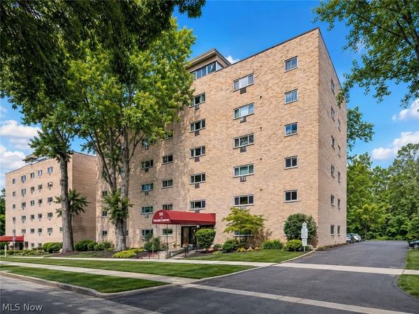 115 S Rocky River Drive , Unit 101, Berea, OH 44017