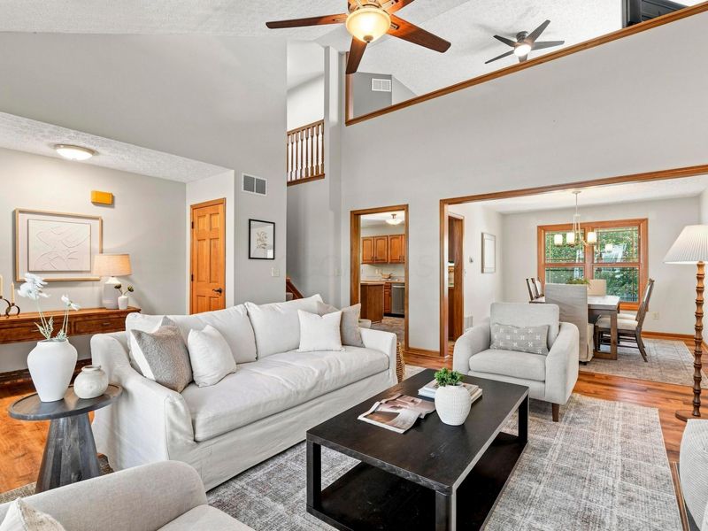 8482 Olenbrook Drive , Lewis Center, OH 43035 Photo 11