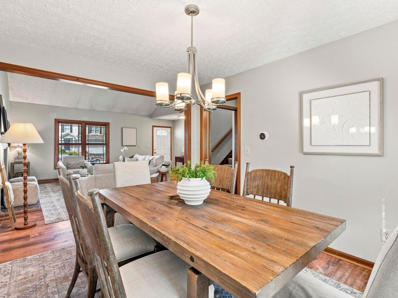 8482 Olenbrook Drive , Lewis Center, OH 43035 Photo 13