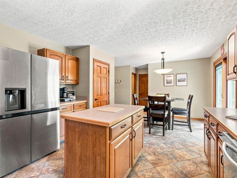 8482 Olenbrook Drive , Lewis Center, OH 43035 Photo 17