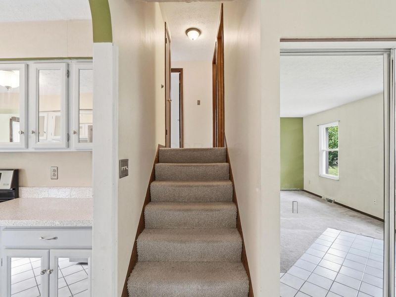 36 N Spring Road , Westerville, OH 43081 Photo 15