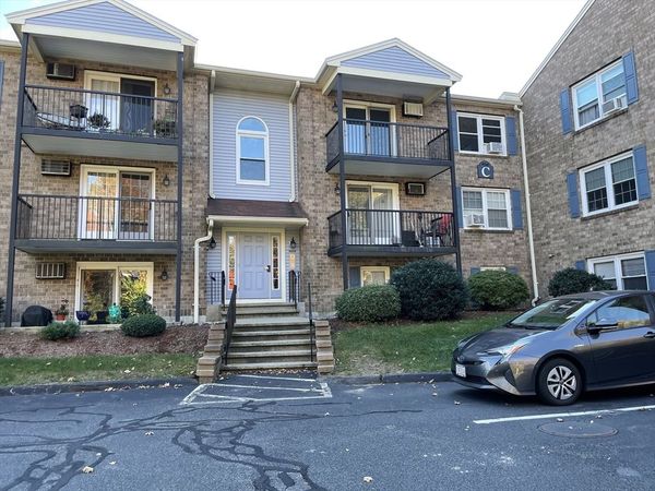 610 S Franklin St, Unit C304, Holbrook, MA 02343