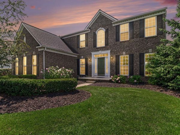 26123 Cornell Drive, South Lyon, MI 48178