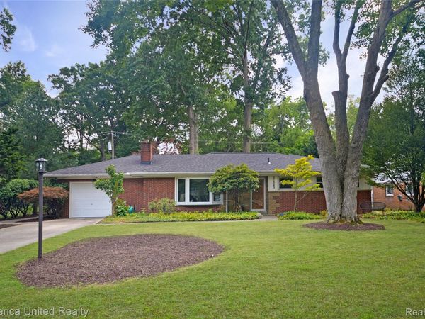 21543 Mahon Drive, Southfield, Mi 48075